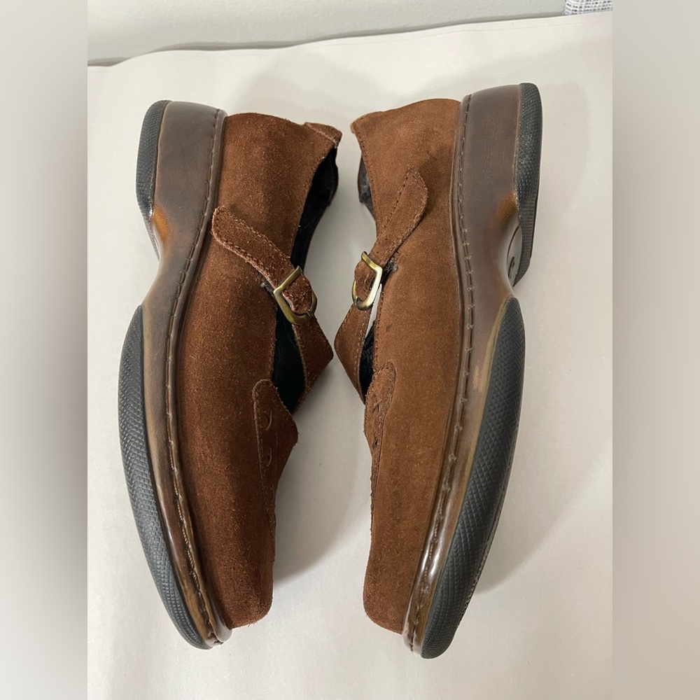Dansko Fran Suede Mary Janes in Brown Suede Sz 38 Platform Comfortable - Picture 4 of 6